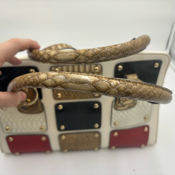 JOLIE FOLIE Tiled Front Large Handbag - Picture 11 of 16